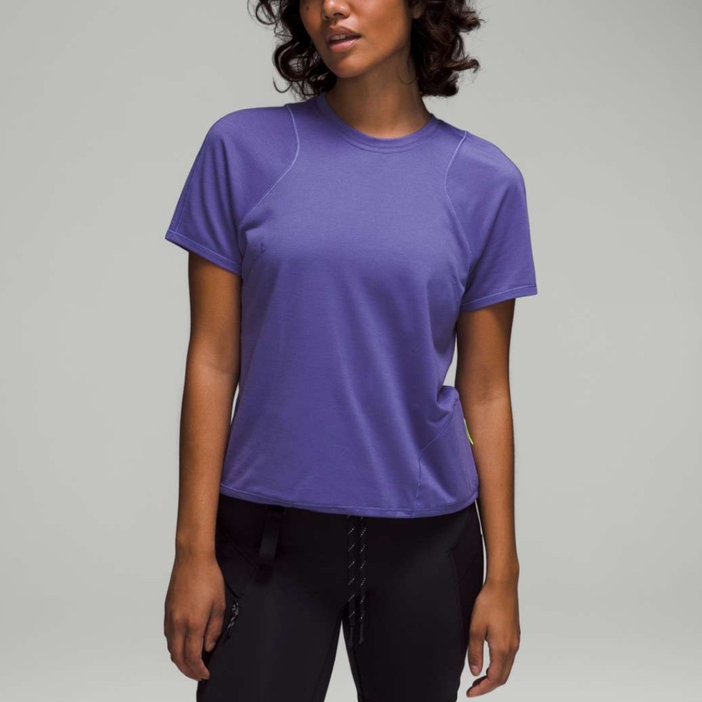 Lululemon Lightweight Cinched Hem Hiking Tee Charged Indigo Purple Size 8